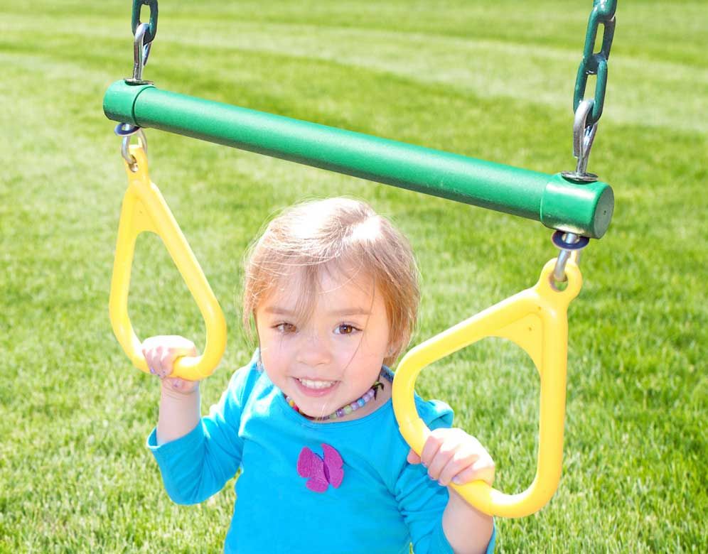 GREEN Playtime Swing Set Ring Trapeze With Chain By Creative Playthings 